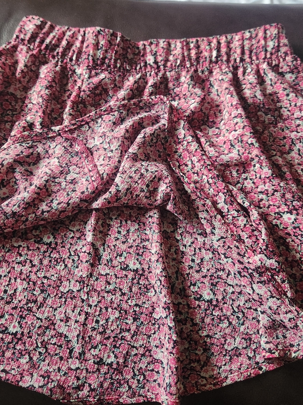 Vero Moda Pink Floral Ditsy Print Mini Skirt Size Medium